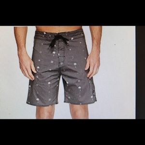 Body Glove Boneyard Boardshort Men's sz 34